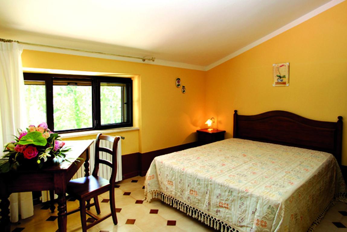 Il Nibbio Reale Country House Rocca d'Evandro Exterior photo